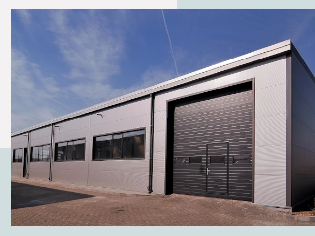 Быстровозводимые склады от СтальСтрой-Кхм по цене 623 руб.